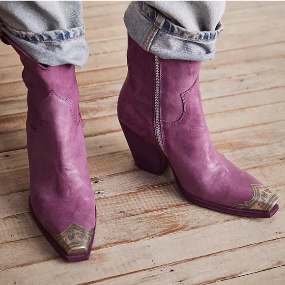 NEW FREE PEOPLE Sz 37 1/2 BRAYDEN WESTERN BOOT IN ORCHID